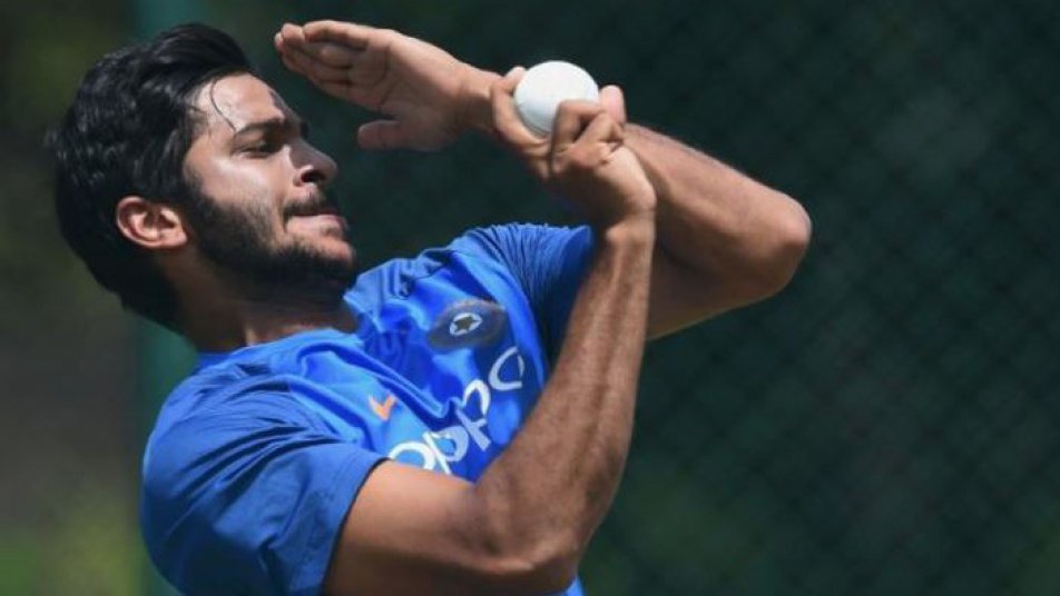 चौथे वनडे में शारदुल ठाकुर को टीम की प्लेइंग-11 में शामिल कर सकते हैं कोहली