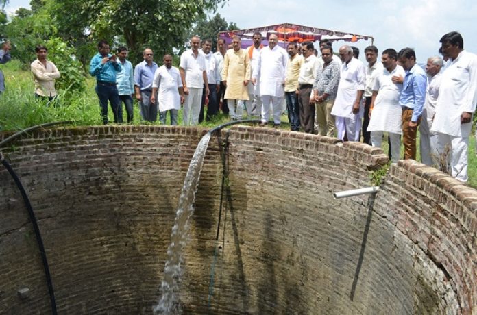 बड़ी खबर: प्रदेश के पहले सोलर पंप का निगम अध्यक्ष ने किया शुभारंभ