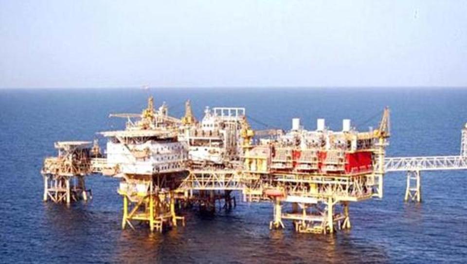 10वीं पास के लिए ONGC में निकली वैकेंसी, जानें आवदेन से जुड़ी जानकारी