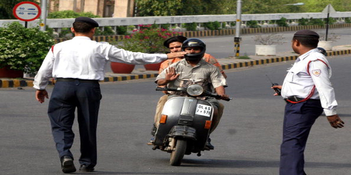 बड़ी खबर:  अगर तोड़ा ट्रैफिक नियम तो खाने पड़ेंगे बिजली के झटके और भी है सजा