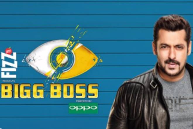 Bigg Boss 11: कंटेस्टेंट्स से सवाल पूछने घर के अंदर पहुंचे पत्रकार