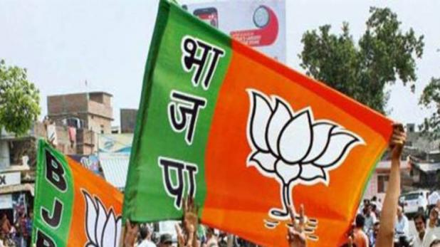 UP: BJP विधायक ने कहा- 2024 तक 'हिंदू राष्ट्र' हो जाएगा भारत