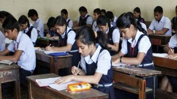 CBSE Board: परीक्षा के बीच नहीं मिलेगा तैयारी का मौका, ऐसे करें पढ़ाई...