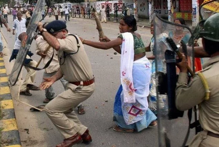 यह तस्वीरें देख ली तो शर्तिया नहीं रोक पाएंगे आप अपनी हंसी..