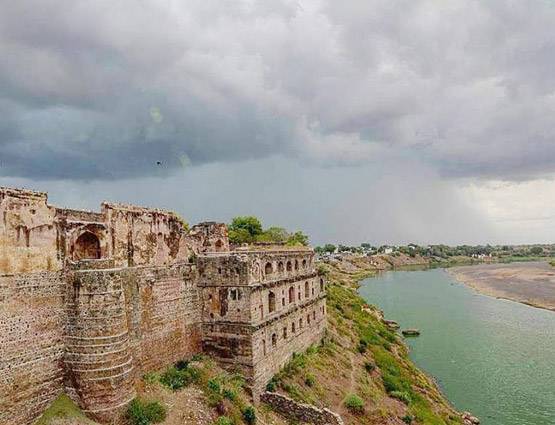 इस किले में मुमताज की हुई थी मौत, 25 साल बाद अब खुलेगा...