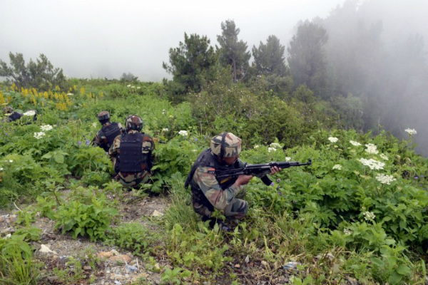 पाकिस्तान ने तोड़ा सीजफायर, BSF जवान समेत हुए 3 सैनिक शहीद