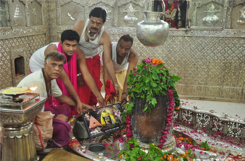 सावन में ग्रह दोषों को दूर करेंगे महादेव, तो इसलिए पूजा में इनका करें इन चीजो का प्रयोग