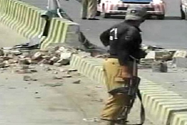 अभी-अभी: पाकिस्तान में हुआ बड़ा हादसा, 100 लोगों की जलकर मौत, 70 जख्मी...