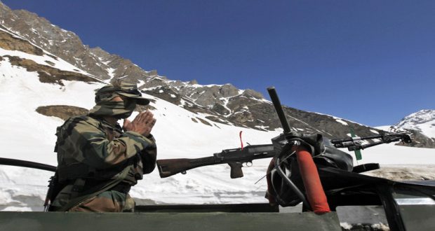 बिग ब्रेकिंग: भारत के 1000 सैनिक ले रहे हैं पूरी चीनी फौज से मोर्चा, बॉर्डर पर आमने-सामन महायुद्ध