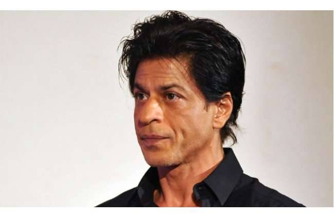 बिग ब्रेकिंग: आखिर क्यों शाहरुख खान को मांगनी पड़ी थी प्रीति जिंटा से...