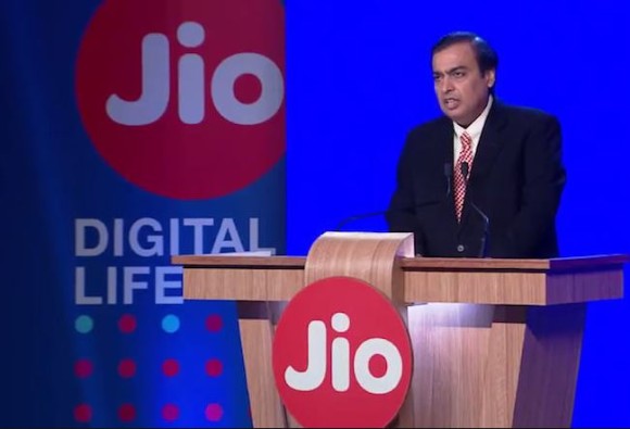 Jio 4G VoLTE फीचरफोन की नई तस्वीरें,