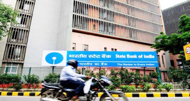 SBI में अकाउंट वालों के लिए सबसे बड़ी खुशखबरी, जरुर पढ़े ये खबर...