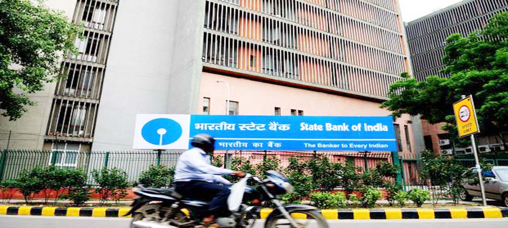 SBI में अकाउंट वालों के लिए सबसे बड़ी खुशखबरी, जरुर पढ़े ये खबर...