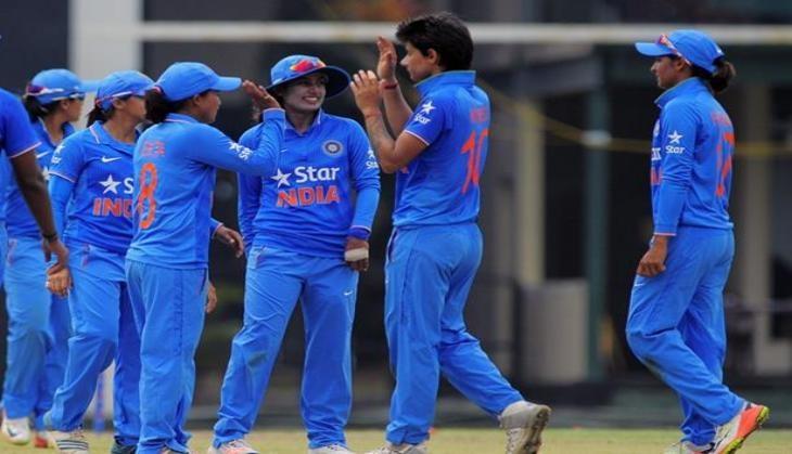 पाकिस्तान से आज बदला लेने उतरेगी महिला 'टीम इंडिया'