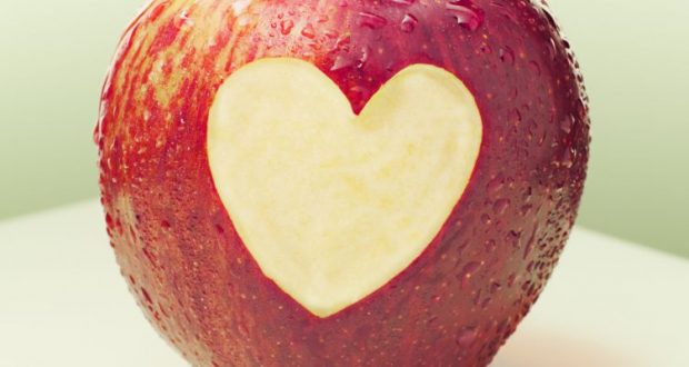 जानिए: क्यों दिल को स्वस्थ रखता है सेब