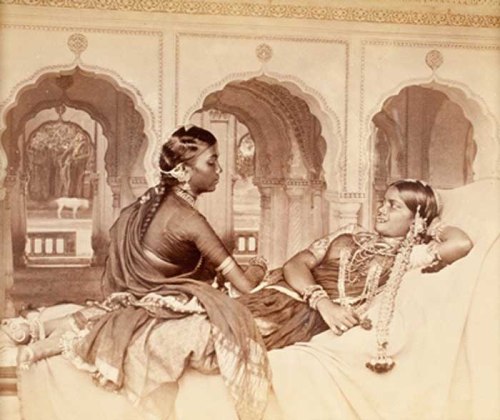 भारत में इस तरह शुरू हुई थी वेश्यावृति, इतिहास का का एक ऐसा काला सच जिसे पढ़कर….