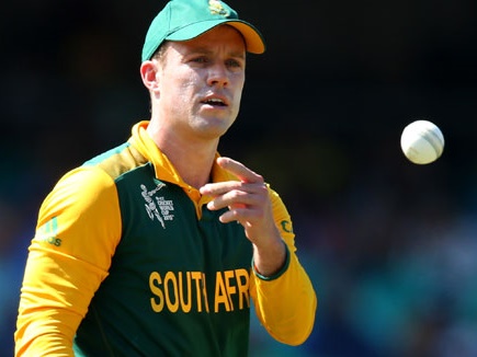 डी'विलियर्स ने दक्षिण अफ्रीकी वनडे टीम की कप्तानी छोड़ी, इस कारण किया ये फैसला...