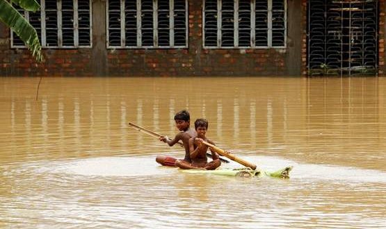 शहर-शहर बारिश का कहर, कहीं फटा बादल, तो कहीं हुआ भूस्खलन