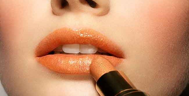 अगर आप है सांवली तो इस SHADE की LIPSTICK आप पर लगेगी बेहद खुबसूरत...