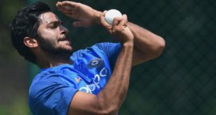 चौथे वनडे में शारदुल ठाकुर को टीम की प्लेइंग-11 में शामिल कर सकते हैं कोहली