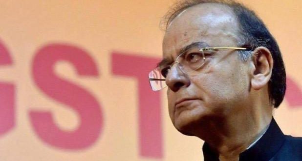 GST : टैक्स रेट हुए कम, अब पेट्रोल-डीजल को लेकर होगा कोई बड़ा फैसला