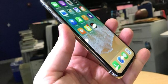 यहां iPhone X पर मिला 10,000 रु. का कैशबैक, मिनटों में आउट ऑफ स्टॉक हुआ फोन