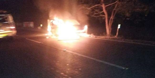 उत्तराखण्ड: चलती कार बनी आग का गोला, चालक ने बचाई जान