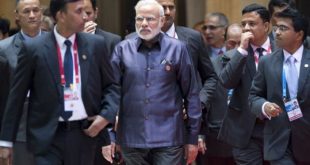 मनीला में PM मोदी ने की जापान और वियतनाम के पीएम से मुलाकात