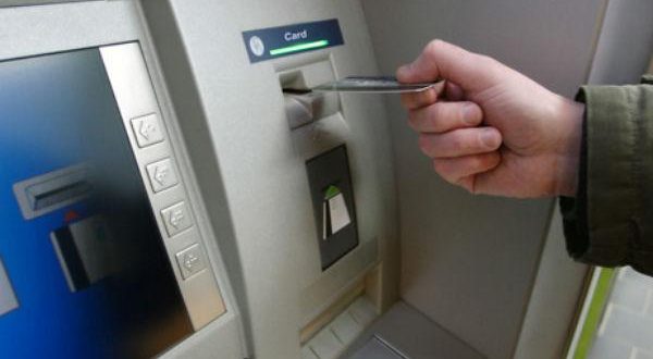 SBI की सलाह- कभी ना करें इन 3 सिचुएशन में भूल से भी न करे ATM का इस्तेमाल, वरना....