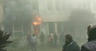 अभी-अभी: गोरखपुर के BRD अस्पताल में भीषण लगी आग, चारो तरफ मचा हड़कंप..