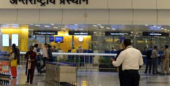 इंदिरा गांधी अंतरराष्ट्रीय हवाई अड्डे से एक ऐसी खबर आई सामने, जिससे हर कोई हैरान...