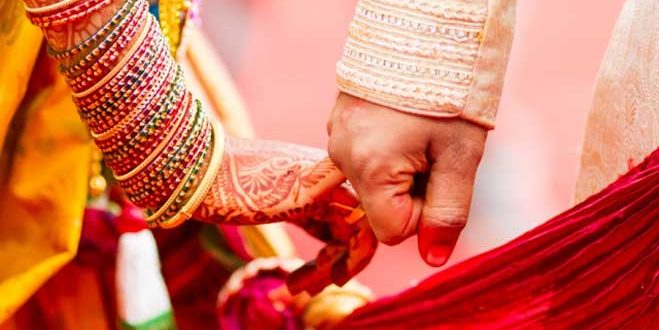 प्रेम विवाह पर SC ने केंद्र सरकार को लगाई फटकार, जानियें क्या है पूरा मामला