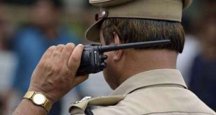 पुलिस की दबंगई: डॉक्‍टर को फोन पर दी धमकी- मार कर हाथ पैर तोड़ देंगे