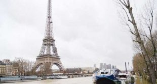 सीन नदी में बाढ़ से पेरिस के कई इलाकों में भरा पानी, बिजली गुल से बढ़ी परेशानी