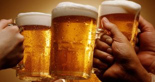 केवल बीयर पीने वालो के लिए: पीते समय नहीं बरतीं ये 5 सावधानियां तो जा सकती है जान