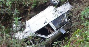 पौड़ी में कार के खाई में गिरने से चार युवकों की मौत, एक घायल