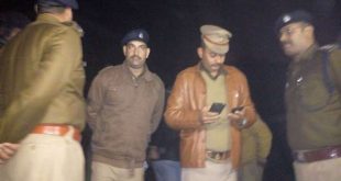 लखनऊ में डकैती की ताबड़तोड़ घटना के बाद मुठभेड़ में पुलिस की गिरफ्त में चार डकैत