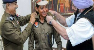 महिला क्रिकेट टीम की बल्लेबाज हरमनप्रीत बनीं पंजाब पुलिस में DSP