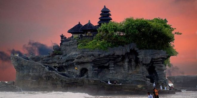 भगवान विष्णु को समर्पित है इंडोनेशिया में मौजूद ये मंदिर
