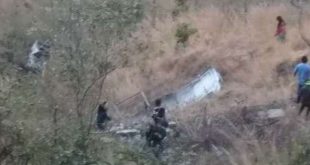 अल्‍मोड़ा में बस खाई में गिरी, 13 लोगों की मौत; सीएम ने किया मुआवजे का ऐलान