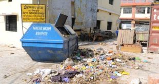 कानपुर गंगा मेला के चार दिन शेष, सरसैया घाट में फैली गंदगी