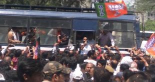 राशन घोटाला मामले में केजरीवाल के खिलाफ BJP का प्रदर्शन, CBI जांच की मांग