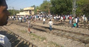 बड़ा हादसा : लखनऊ में हरौनी स्‍टेशन पर ट्रेन का अचानक बदला प्‍लेटफॉर्म, भगदड़ में एक की मौत, कई जख्‍मी