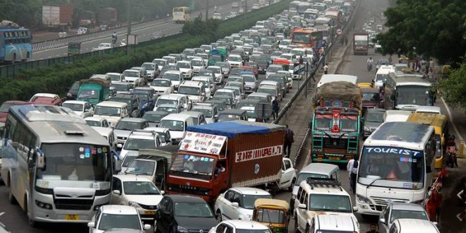 ट्रैफिक जाम में 1.47 लाख करोड़ रुपये सालाना बर्बाद