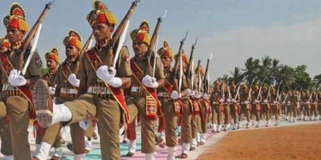 RPF recruitment 2018: रेलवे प्रोटेक्शन फोर्स में 1120 सब इंस्पेक्टर की भर्ती के लिए रजिस्ट्रेशन की प्रक्रिया शुरू हो गई है. इन नौकरियों के लिए इच्छुक और योग्य कैंडिडेट्स ऑफिशियल वेबसाइट constable.rpfonline.org पर 30 जून तक एप्लिकेशन अप्लाई कर सकते हैं. इस साल रेलवे बोर्ड ने 1 लाख से ज्यादा नौकरियां देने का एलान किया है. रेलवे ने कहा है कि साल के अंत तक सारी भर्तियों की प्रक्रिया पूरी कर ली जाएगी. कुल वैकेंसी: 1120 पुरुष कैंडिडेट्स के लिए वैकेंसी- 819 महिला कैंडिडेट्स के लिए वैकेंसी- 301 RPF recruitment 2018: योग्यता एजुकेशन क्वालिफिकेशन- कैंडिडेट भारत की किसी भी मान्यता प्राप्त यूनिवर्सिटी से ग्रेजुएट पास होना चाहिए. आयु सीमा: एप्लिकेशन अप्लाई करने की कैंडिडेट्स की न्यूनतम उम्र 20 साल और अधिकतम उम्र 25 साल होनी चाहिए. रिजर्व कैटेगरी को सरकार के नियमों के मुताबिक ही छूट दी जाएगी. सिलेक्शन प्रोसेस: -सबसे पहले कैंडिडेट्स को कम्प्यूटर बेस्ड रिटेन एग्जाम पास करना होगा. -इसके बाद कैंडिडेट्स का फिजिकल एफिशिएंसी टेस्ट लिया जाएगा. -पहली दोनों प्रक्रिया को पास करने के बाद कैंडिडेट्स का डॉक्यूमेंट वेरिफिकेशन होगा. इस साल रेलवे में ग्रुप C, D और RPF के 1 लाख से ज्यादा पदों पर नियुक्तियां की जाएंगी.