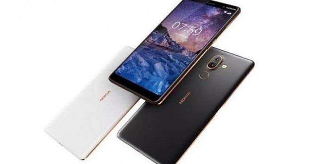 Nokia 7.1 Plus और Nokia 7.1 को भारत में 11 अक्टूबर को लॉन्च किया जा सकता है। HMD ग्लोबल ने इस इवेंट के लिए मीडिया इनवाइट भेज दिए हैं। हालांकि, इवेंट कहां होगा इसकी फिलहाल जानकारी नहीं दी गई है। खबरों की मानें तो ये दोनों फोन्स लंदन में 4 अक्टूबर को ग्लोबली लॉन्च किए जाएंगे। इससे पहले कंपनी ने अपने ताइवान के आधिकारिक फेसबुक पेज पर अपकमिंग फोन की दो टीजर इमेज पोस्ट की थी। दूसरी इमेज से पता चला था कि फोन में 19:9 आस्पेक्ट रेश्यो दिया जाएगा। अब इन दोनों फोन्स के फीचर्स और कीमत की जानकारी लीक हुई है। पढ़ें डिटेल्स: Nokia 7.1: संभावित कीमत टिप्सटर रोलैंड क्वाडट ने ट्विटर पर इन फोन्स की कीमत के बारे में बताया है। Nokia 7.1 की कीमत 399 यूरो यानी करीब 33,680 रुपये होने की संभावना है। यह इसके 4 जीबी रैम और 64 जीबी स्टोरेज वेरिएंट की कीमत होगी। Roland Quandt @rquandt Nokia 7.1 (4/64GB) Blue or Steel, 399 Euro. No Plus in that name. 13:51 - 28 Sep 2018 63 21 people are talking about this Twitter Ads information and privacy Nokia 7.1 Plus और Nokia 7.1: डिस्प्ले-डिजाइन Nokia 7.1 Plus और Nokia 7.1 को चीन की सर्टिफिकेशन वेबसाइट TENAA पर देखा गया है। इसके तहत इन फोन्स का डिजाइन Nokia X5 और Nokia X6 के जैसा होगा। साथ ही इसमें बेजल-लेस डिस्प्ले दिया गया होगा। साथ ही नीचे की तरह नोकिया ब्रैंडिंग दी गई होगी। Nokia 7.1 Plus में 2160 x 1080 पिक्सल रेजोल्यूशन के साथ 6.9 इंच का डिस्प्ले दिए जाने की उम्मीद है। Nokia 7.1 Plus एल्यूमिनियम चेसिस के साथ ग्लास बैक डिजाइन के साथ पेश किया जा सकता है। साथ ही इसके बैक पैनल पर ड्यूल कैमरा सेटअप समेत एलईडी फ्लैश दिए जाने की संभावना है। इसके रियर कैमरा के नीचे फिंगरप्रिंट सेंसर भी दिए जाने की उम्मीद है। वहीं, Nokia 7.1 में नॉन-नॉच्ड डिस्प्ले दिया जा सकता है। इसका आस्पेक्ट रेश्यो 18:9 है। मोटोरोला के इन स्मार्टफोन्स की कीमत में हुई भारी कटौती, जानें नई कीमत और ऑफर्स यह भी पढ़ें Nokia 7.1 Plus और Nokia 7.1: कैमरा दोनों ही फोन्स में Zeiss लेंस से लैस ड्यूल रियर कैमरा दिए जाने की उम्मीद है। साथ ही सिंगल सेल्फी कैमरा भी दिया जाएगा। Nokia 7.1 Plus में 13 मेगापिक्सल का प्राइमरी कैमरा और 12 मेगापिक्सल का सेकेंडरी कैमरा दिए जाने की उम्मीद है। साथ ही 20 मेगापिक्सल का फ्रंट कैमरा भी दिया जा सकता है। फ्लैश सेल में Redmi 6A और Poco F1 को खरीदने का मौका, पढ़ें कीमत और ऑफर डिटेल्स यह भी पढ़ें Nokia 7.1 Plus: प्रोसेसर, बैटरी और मेमोरी Nokia 7.1 Plus स्नैपड्रैगन 710 प्रोसेसर से लैस होगा। इसमें टाइप-सी यूएसबी पोर्ट जैसे फीचर्स दिए जाने की उम्मीद है। साथ ही यह फोन 6 जीबी रैम और 128 जीबी स्टोरेज वेरिएंट के लॉन्च किया जाएगा। यही नहीं, फोन को पावर देने के लिए 18W तक की फास्ट चार्जिंग के साथ 3400 एमएएच की बैटरी दी जा सकती है।